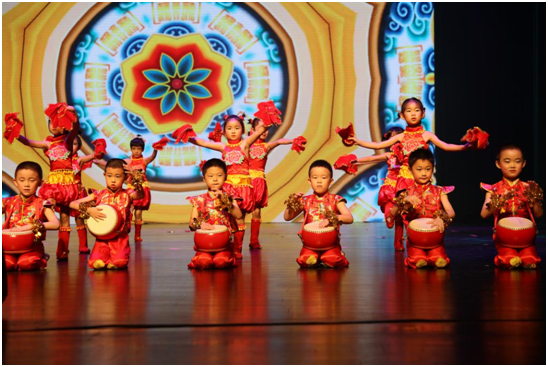 央视网报道：毕业成长季 感恩师生情 “温情”学前班让家长感动落泪